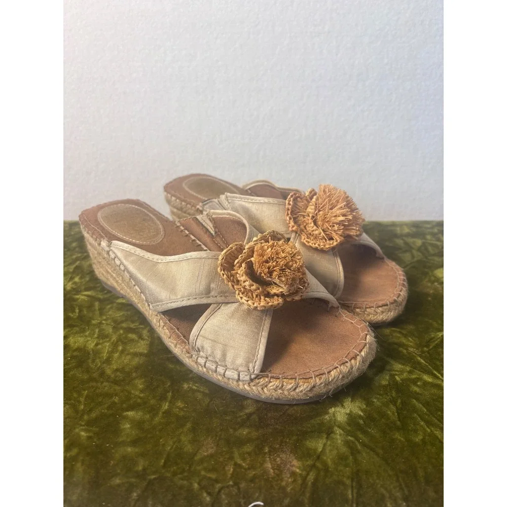 Life Stride Racy Beige Fabric Espadrille Wedge Sandals Flower 9 M‎